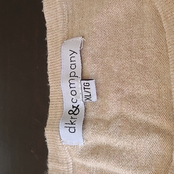 Cream sweater - Picture 2 of 3